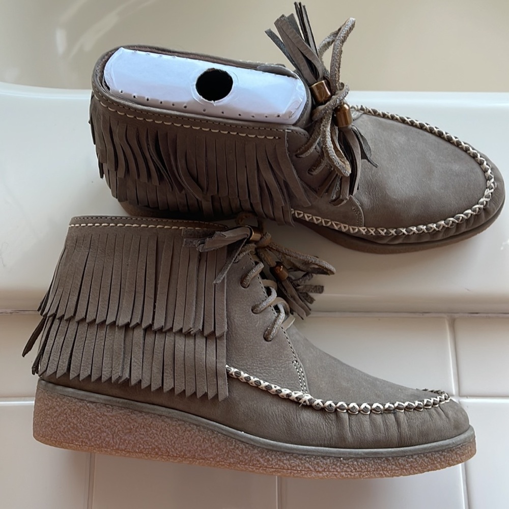 UGG boots with fringe